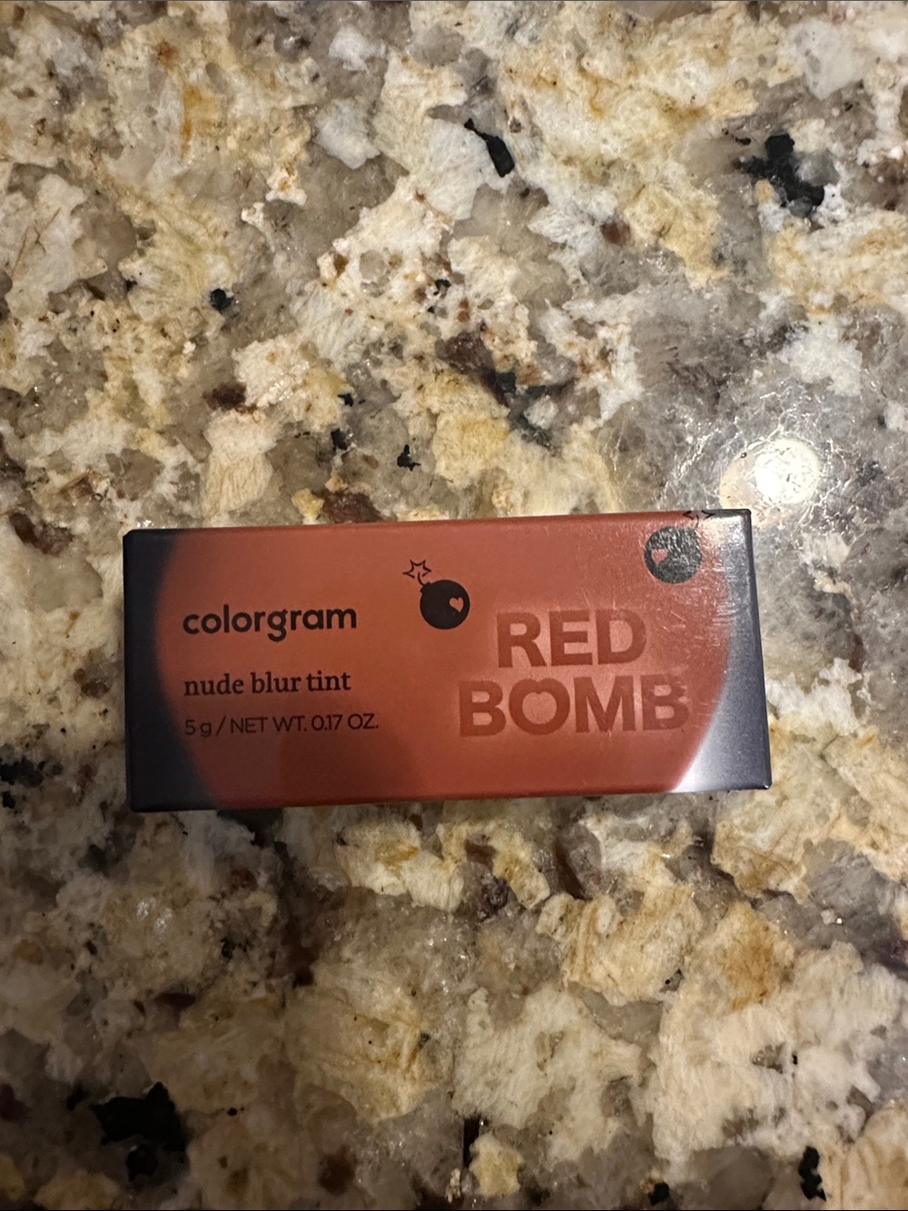 Colorgram RED BOMB Nude Blur Tint - Red